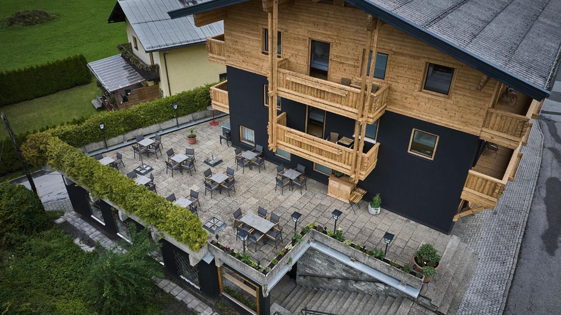Platzhirsch Rooms - B&B - Self Check-In พีเซนดอร์ฟ ภายนอก รูปภาพ