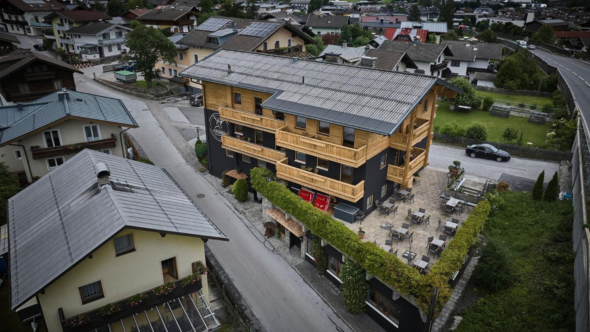 Platzhirsch Rooms - B&B - Self Check-In พีเซนดอร์ฟ ภายนอก รูปภาพ