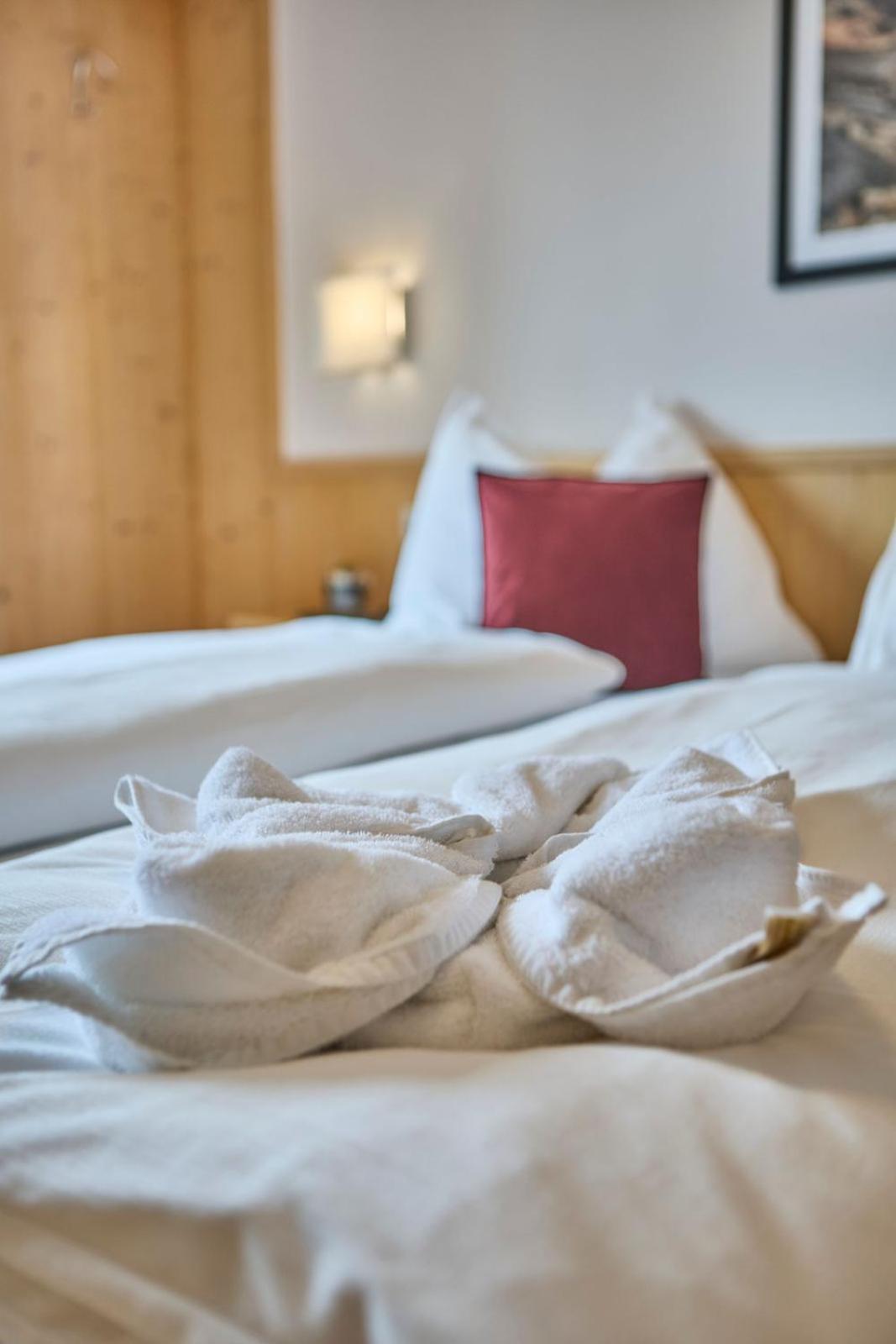 Platzhirsch Rooms - B&B - Self Check-In พีเซนดอร์ฟ ภายนอก รูปภาพ