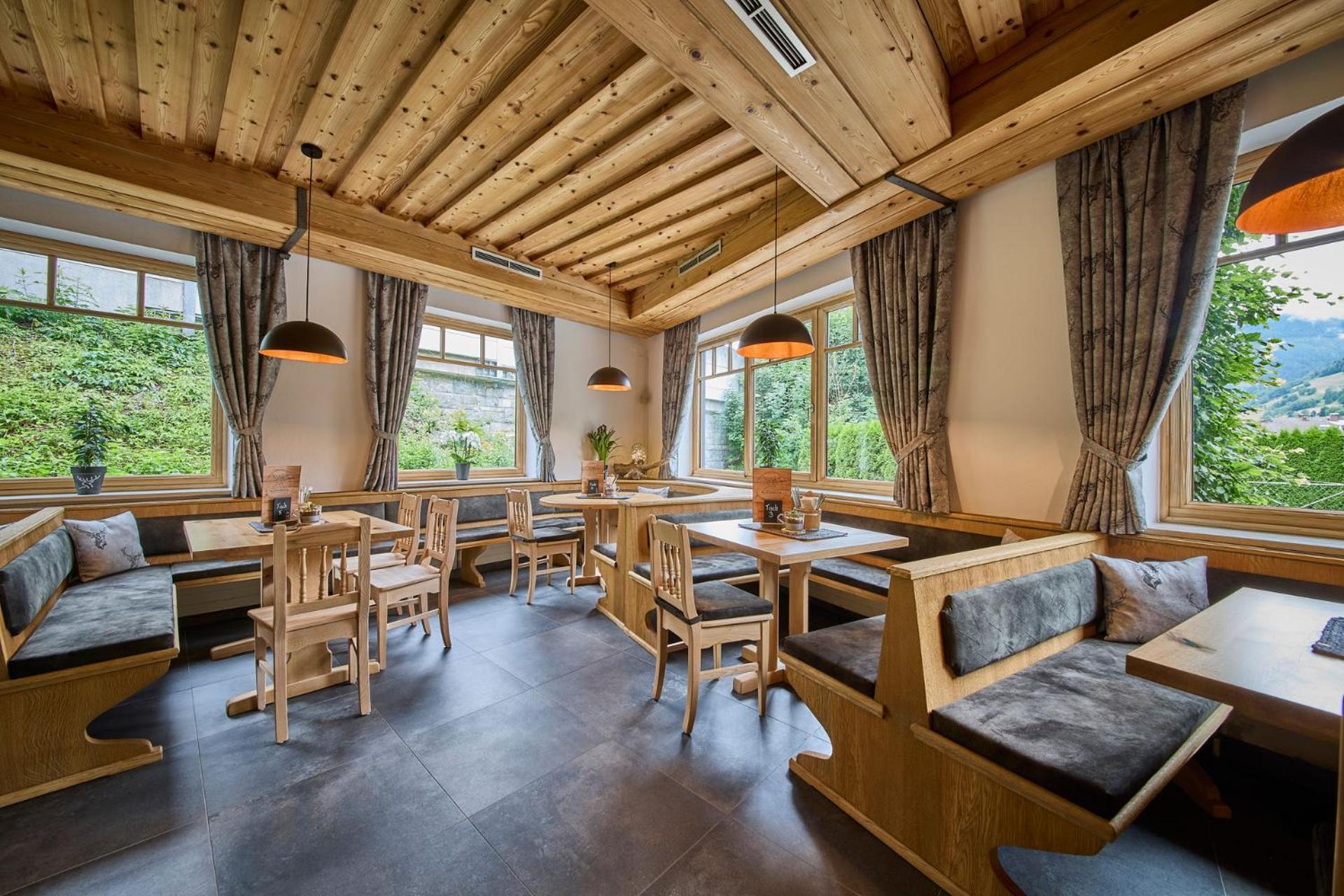Platzhirsch Rooms - B&B - Self Check-In พีเซนดอร์ฟ ภายนอก รูปภาพ