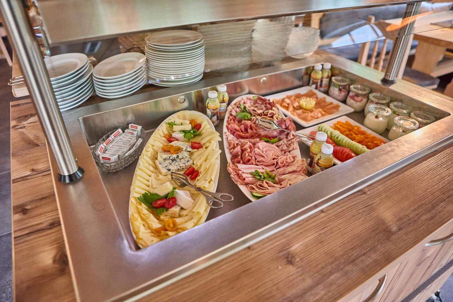 Platzhirsch Rooms - B&B - Self Check-In พีเซนดอร์ฟ ภายนอก รูปภาพ
